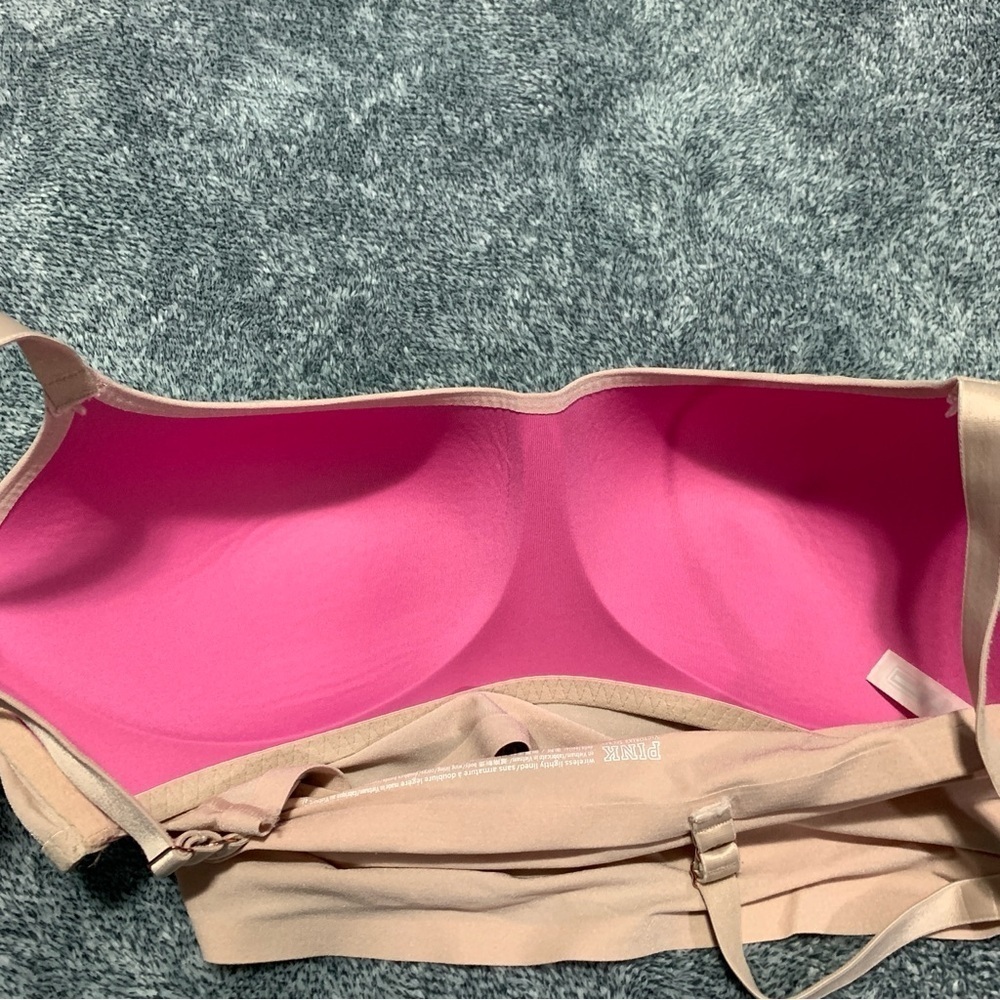 PINK Victoria's Secret Light Nude Seamless Longline Bra - Picture 5 of 5